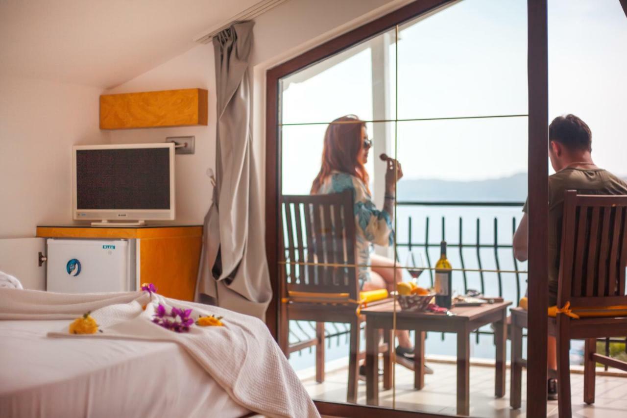 Hotel Ferah Каш Экстерьер фото